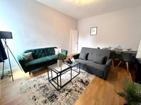 Gorgeous 2 Bedroom Apartment